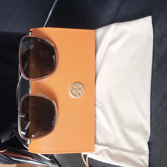 Sunglasses - Picture 2 of 3